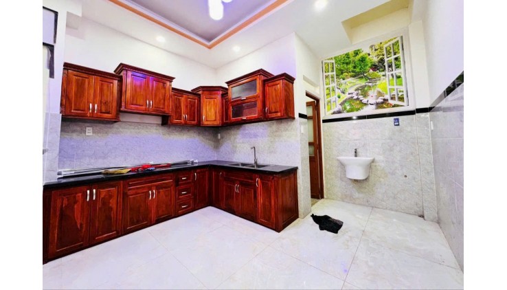Bán Nhà Mặt Tiền Nguyễn Văn Quá Kênh Tham Lương Q12 4,x Tỷ