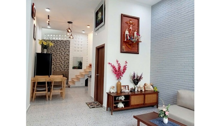 HIẾM! XE HƠI NGỦ TRONG NHÀ – 1 BƯỚC RA CHỢ PHẠM VĂN HAI, 3 BƯỚC TỚI SÂN BAY – P3, TÂN BÌNH