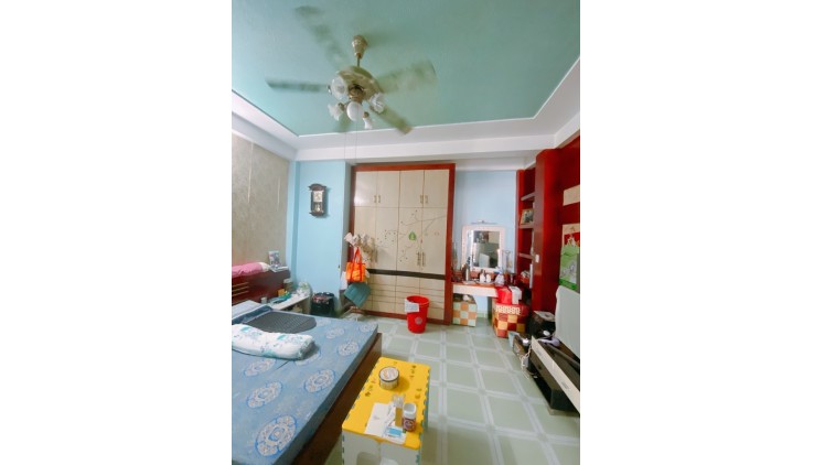 NHÀ ĐẸP AU DUONG LAN - 69M2 X 4 TẦNG - 8.8 TỶ - Ô TÔ TRÁNH