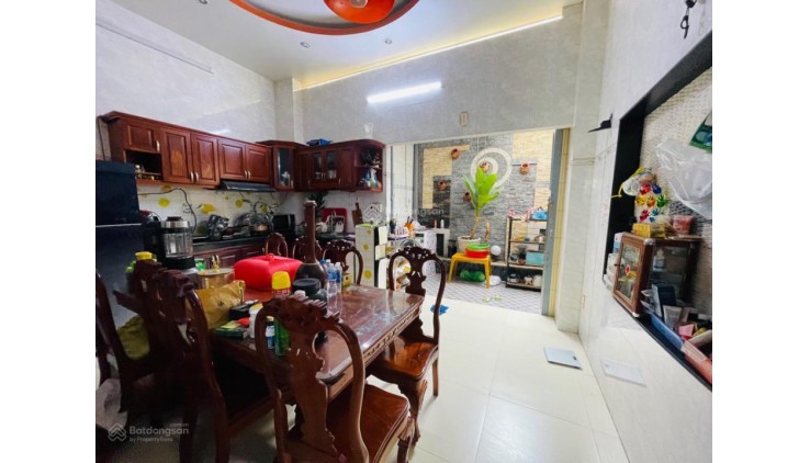 Mặt tiền 4 tầng 88m2 Quận 8  đường 20m  ngang 5m bề thế, xe hơi ngủ trong nhà, nhỉnh 8 tỷ