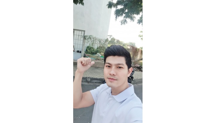 ĐẤT LÔ GÓC KHU 