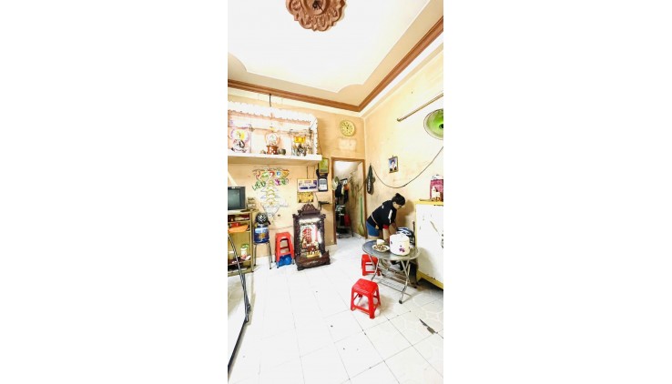 *TRUNG TÂM QUẬN 11, GIÁP Q10, Q5, NHÀ CHƯA QUA ĐẦU TƯ, 43M2, HẺM 6M CHỈ NHỈNH 5T.