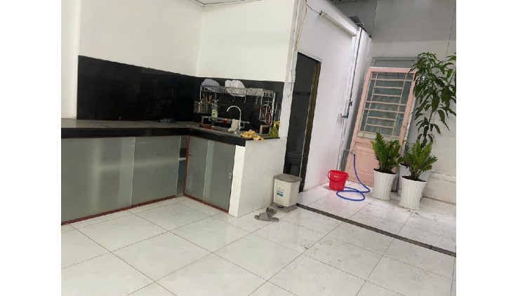 Hẻm thông ôtô trong nhà. 2 Tầng, 91M2.Tthu nhập 144t/nam Trung tâm quận Q7, Chỉ 7.5Tỷ.