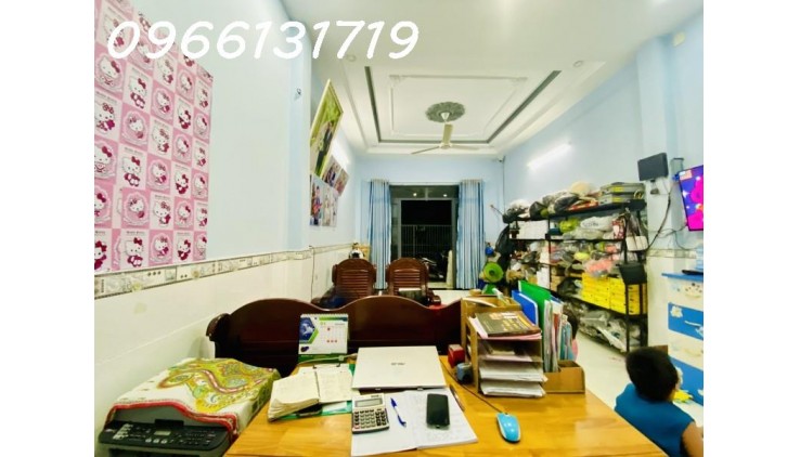 Bán nhà Ấp Đông Lân , Bà Điểm, Hóc môn, 73m2, nhỉnh 3 tỷ.- Kết cấu 1 trệt 1 lầu đúc kiêng cố.