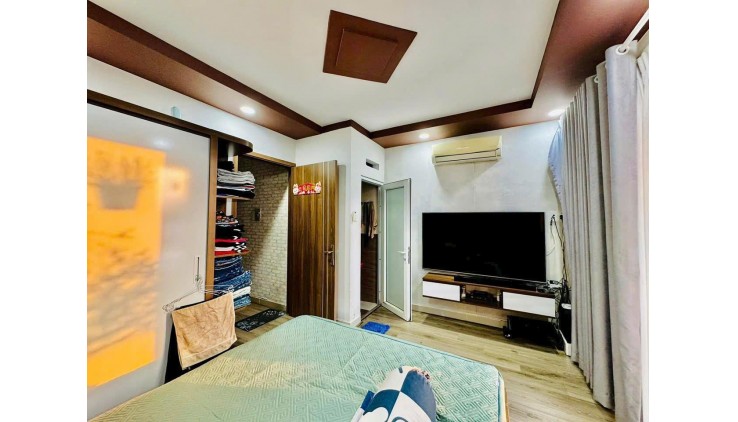 **QUẬN 5 Bán gấp căn nhà 5 tầng Thang máy đường Trần Tuấn KhảI - Bùi Hữu Nghĩa, chỉ 15.3 tỷ