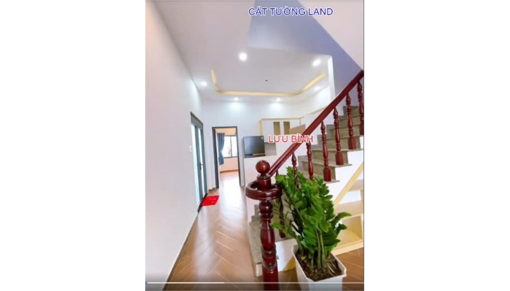 Mặt Tiền SONG HÀNH, Hóc Môn. 5x38m, Nhà trệt Lầu, 3PN, Sân Vườn, Chỉ 5.7 tỷ