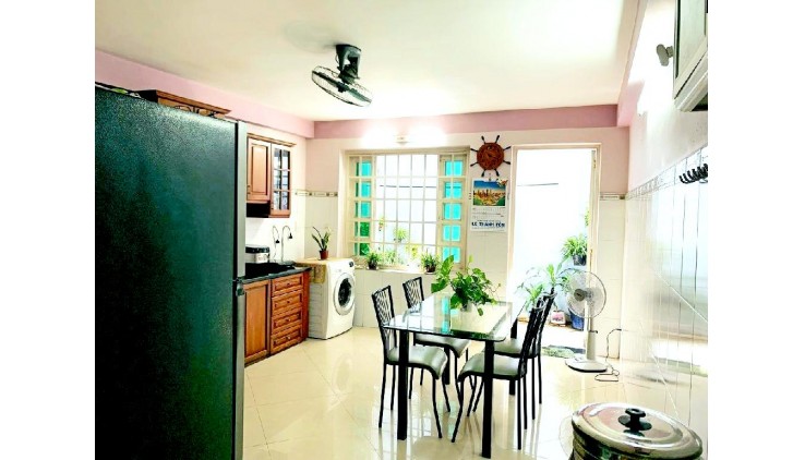 Mặt tiền kinh doanh Trịnh Quang Nghị 4x21 chỉ 11 tỷ 4