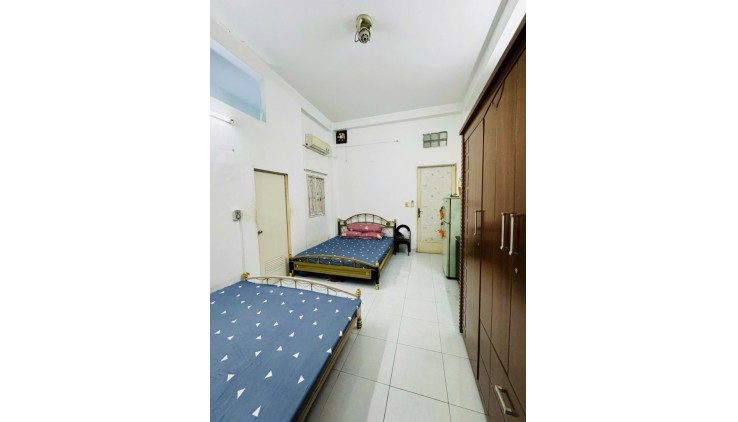 Bán nhà hẻm 198 Dương Bá Trạc 4.4x20 đúc 4 tầng chỉ 11 tỷ 5