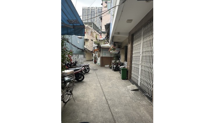 TRUNG TÂM Q10- ĐIỆN BIÊN PHỦ - NGANG 6.26M- GIÁP Q1- Q3 - 5 TẦNG - DTSD 80M2- CHỈ 5.5 TỎI