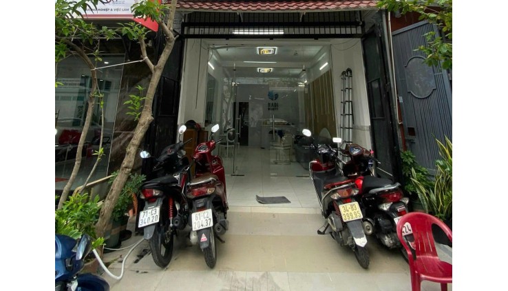 SANG NHANH SALON TÓC - NAIL CÓ GÁC Ở LẠI TẠI BÌNH TÂN