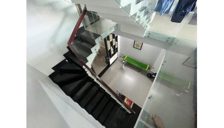 Mặt tiền 4 tầng BTCT - 100m2 (5x20) - đường 16m Quận 8 - Tặng toàn bộ nội thất - nhỉnh 9 tỷ