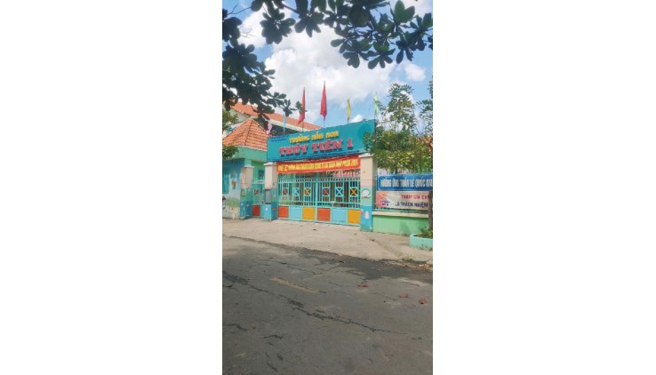 SIÊU HIẾM - NHÀ MẶT TIỀN KHỦNG 10M - ĐƯỜNG NHỰA Ô TÔ NÉ - ĐỐI DIỆN BẾN XE QUẬN 8 - NHỈNH 7 TỶ