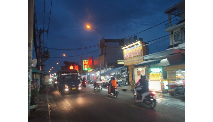 Bán Đất tặng Nhà 535m2 có 33 tỷ Chợ Bùi Văn Ngữ Hóc Môn Tp. Hồ Chí Minh