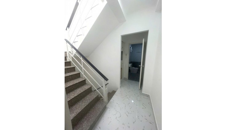 *+ BÁN NHÀ HẺM 5M NGANG 3.9M -4TẦNG -4 PN MỚI ĐẸP VÀO Ở NGAY KHU VIP NGUYỄN TRẢI Q5