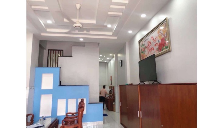 Bán nhà hxh sát mt Nguyễn Ảnh Thủ Q12 , 53m2-3tang , liền kề chợ Ngã 3 Bầu , 5 tỷ nhỉnh 0932030061