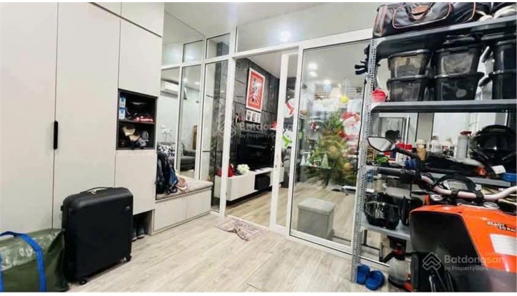*++Bán Nhà Quận 5Mới Đẹp Full Nội Thất-HXH Trần Hưng Đạo 49m 3PN 8.15Tỷ còn TL