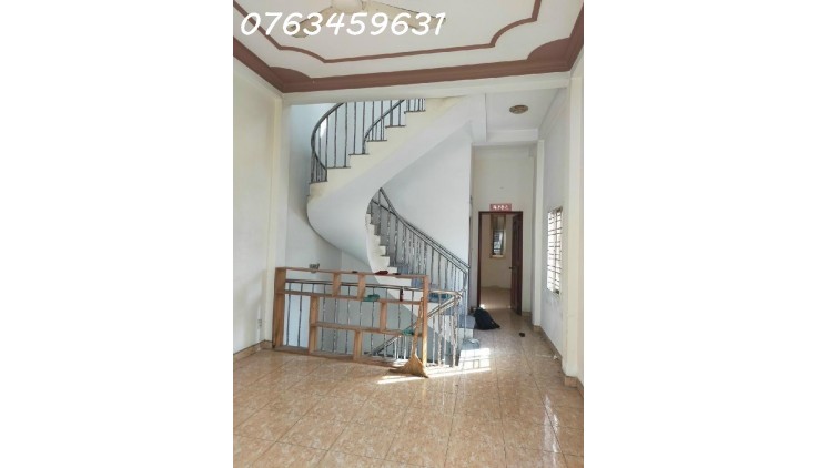 NTK-25.2-366
LÊN SÓNG CHỐT SỚM – PHAN ANH-TÂN PHÚ - xe con VÀO NHÀ - 5 CĂN RA MẶT TIỀN  - 3 TẦNG ĐÚC - 4x16 VUÔNG ĐÉT 