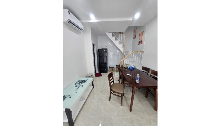 Mặt tiền kinh doanh vip đoạn Nguyễn Trãi - Lê Hồng Phong giá chỉ 11 tỏi