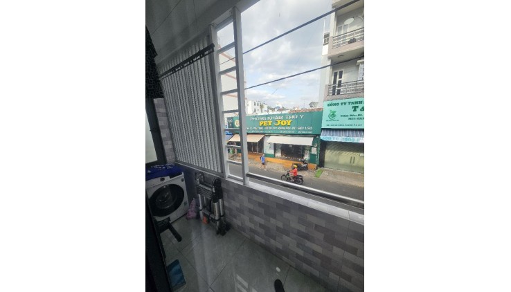 Mặt tiền kinh doanh vip đoạn Nguyễn Trãi - Lê Hồng Phong giá chỉ 11 tỏi