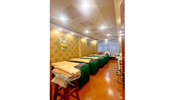 Mặt tiền Tạ Quang Bửu 4x20 đúc 5 tầng chỉ 18 tỷ 6