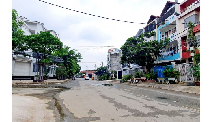 Đất Biệt Thự ngay Lê Bôi 15x20 căn góc chỉ 12 tỷ 5