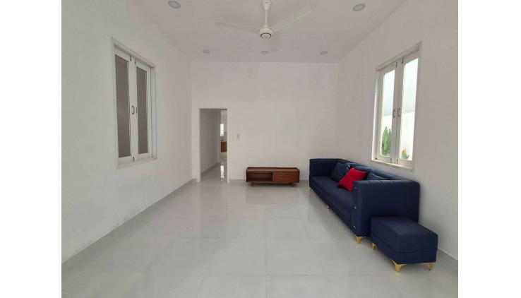 CHỦ NGỘP QUÁ NGỘP NHÀ CẤP 4 MỚI TINH, HẺM XE TẢI, NGANG KHỦNG 8.6M, NGAY TRƯỜNG NGUYỄN THỊ NUÔI - BAO ĐẦU TƯ - CHỈ HƠN 20Tr/M2.