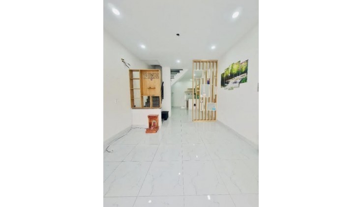 NGAY CHỢ TÂN HƯƠNG - HẺM XE HƠI - 3 TẦNG - 41M NHỈNH 4 TỶ