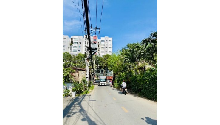 VỊ TRÍ KINH DOANH ĐỈNH - MẶT TIỀN SÁT CẠNH AEON TÂN PHÚ - 3 TẦNG - 102M NHỈNH 8 TỶ