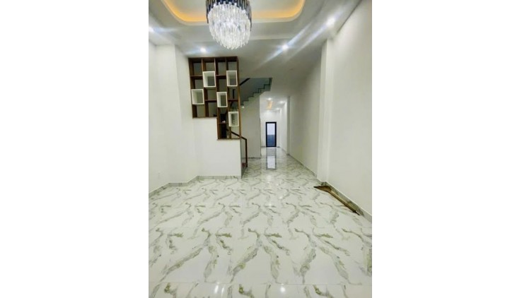 TÂN SƠN NHÌ - SÁT MẶT TIỀN - NHÀ MỚI 3 TẦNG - 4PN - 56M NỘI THẤT ĐẸP GIÁ NHỈNH 6 ĐỒNG