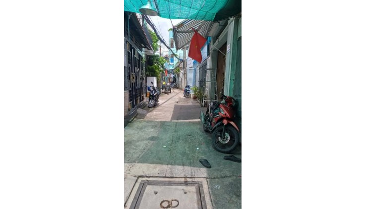 Nhà Đường Lạc Long Quân Phường 10 Quận Tân Bình.