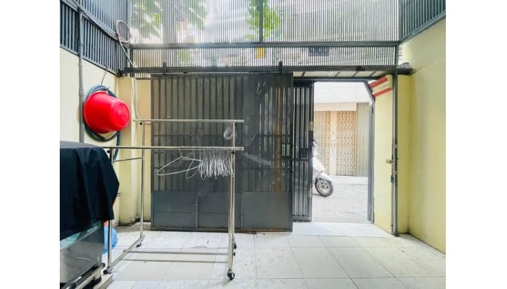Nhà Hẻm Ôtô Đường Bùi Thế Mỹ Phường 10 Quận Tân Bình.