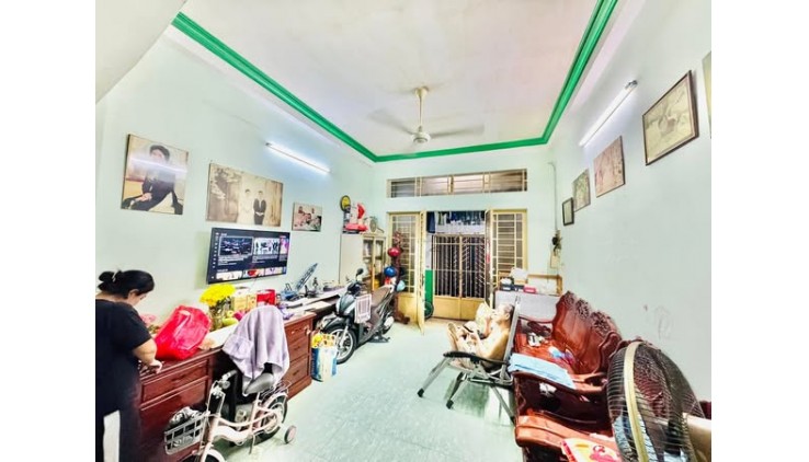 Nhà Hẻm Ôtô Đường Cách Mạng Tháng 8 Phường 13 Quận 10.