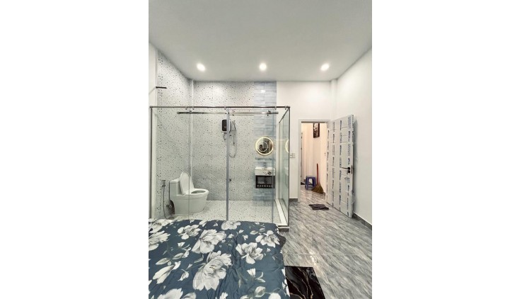 CHỈ NHỈNH 5 Tỷ- PHƯỜNG 10- TÂN BÌNH- 52m2( 4x15)- 2 TẦNG- 2 PN- TẶNG FULL NỘI THẤT.