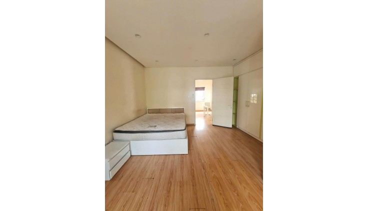 Nhà KDC Mega Village, Khang Điền, cho thuê 13tr. tháng, diện tích 75m2, 3 tầng, 3 phòng ngủ