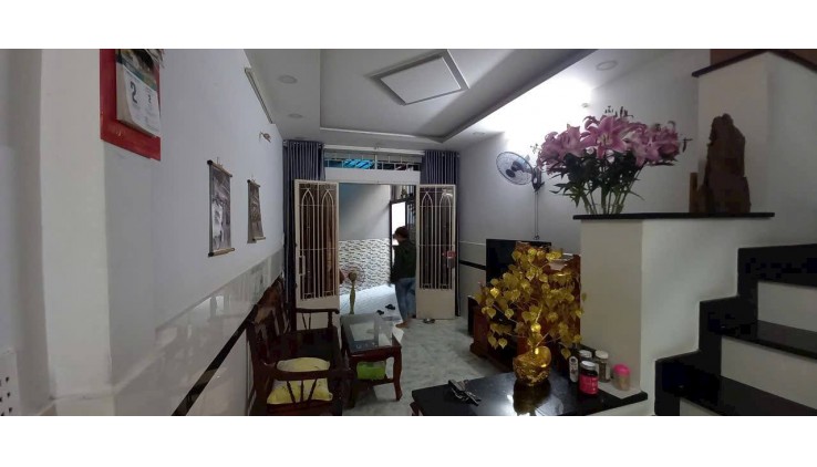 Nhà KDC Mega Village, Khang Điền, cho thuê 13tr. tháng, diện tích 75m2, 3 tầng, 3 phòng ngủ