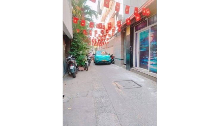 Nhà Hẻm Ôtô Nguyễn Đình Chính Phường 15 Quận Phú Nhuận.