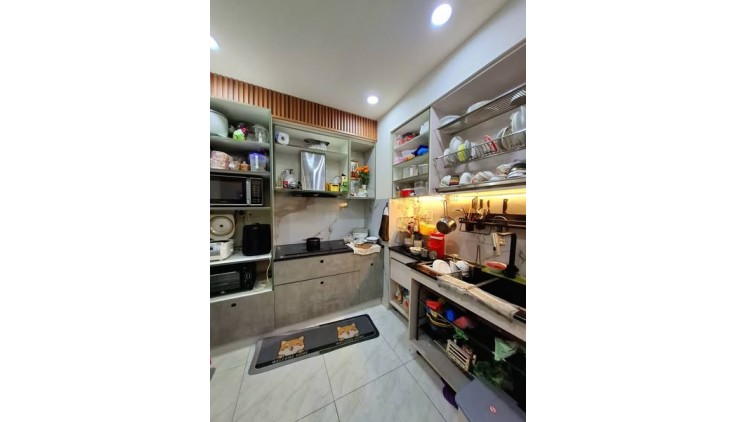 Nhà Mặt Tiền Thụt Đường Kỳ Đồng Quận 3 Phường 9.