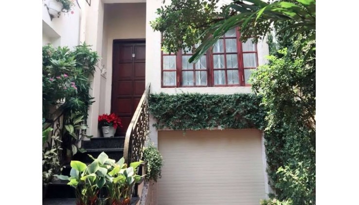 Nhà Hẻm Ôtô Sát Mặt Tiền Đường Thích Quảng Đức Phường 5 Quận Phú Nhuận.