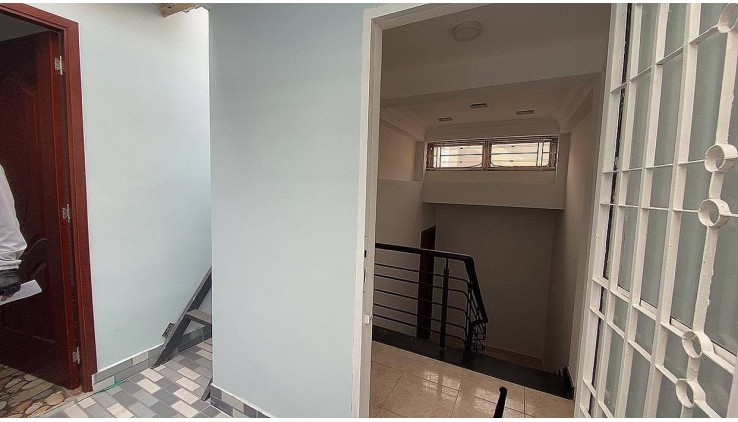 Nhà Hẻm Ôtô Đường Đặng Văn Ngữ Phường 10 Phú Nhuận.