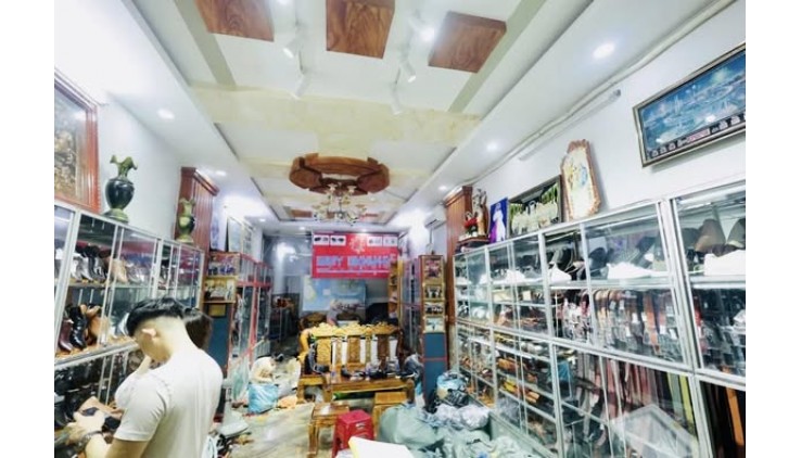 VỊ TRÍ KINH DOANH ĐỈNH - NGAY GẦN AEON TÂN PHÚ - 108M - 4 TẦNG - 5PN NHỈNH 8