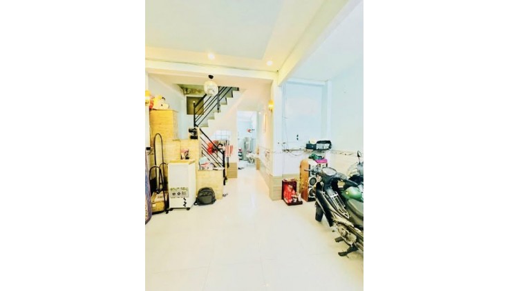 KHÔNG CÓ CĂN THỨ 2 - MẶT TIỀN GIÁ HẺM - N4.5*9.5 - 2 TẦNG - 3PN NHỈNH 3 TỶ