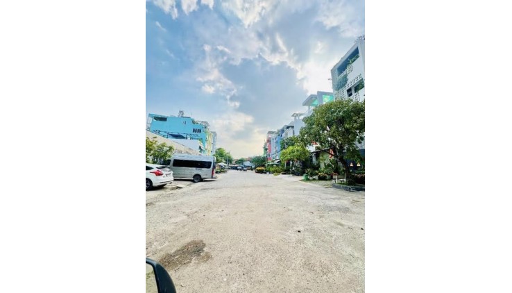 BÁN ĐẤT MẶT TIỀN ĐƯỜNG 20M PHƯỜNG VIP TÂN SƠN NHÌ - 71M2 NHỈNH 5 TỶ