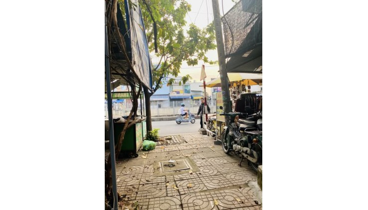 KÈO THƠM - CHỈ 5.x TỶ - NHÀ C4 99M - NGANG HƠN 7 - CÁCH MT KÊNH NƯỚC ĐEN 1 CĂN