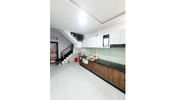 Nhà Hẻm Ôtô Đường Nguyễn Hiền Phường 4 Quận 3.