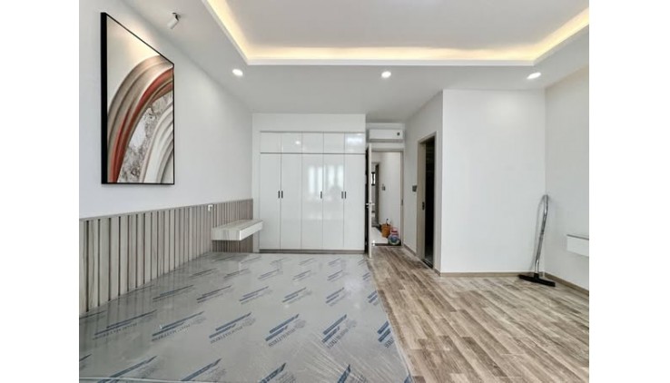 Nhà Đường Đặng Văn Văn Ngữ Quận Phú Nhuận Phường 10.