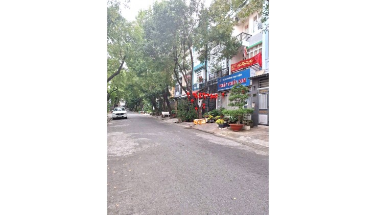 4x18m KDC An Phú Hưng P Tân Phong Q7 - 4 tầng đẹp – mặt tiềnđường 12m - giá 13.9 tỷ