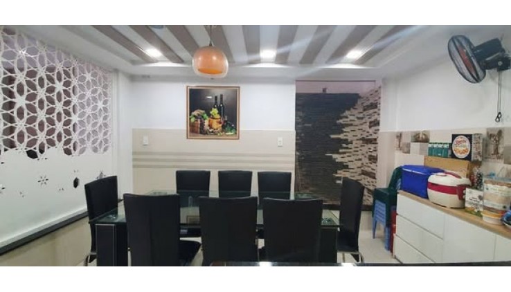 Nhà Đường Hoà Hưng Phường 13 Quận 10.