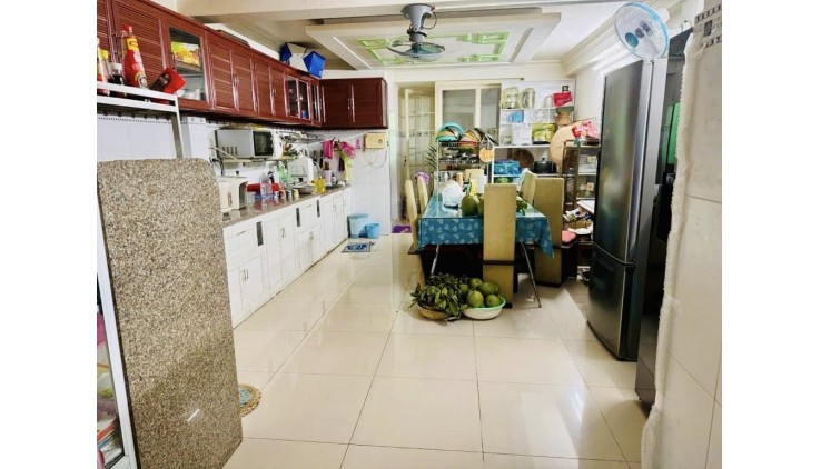 MẶT TIỀN KINH DOANH KHU BÀN CỜ HỌ LÊ - 4 TẦNG - 4.2X18.5 NỞ HẬU NHỈNH 11 ĐỒNG