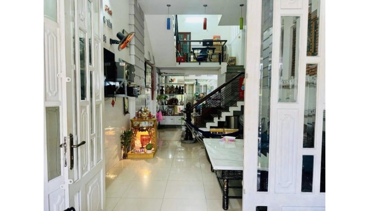 MẶT TIỀN KINH DOANH KHU BÀN CỜ HỌ LÊ - 4 TẦNG - 4.2X18.5 NỞ HẬU NHỈNH 11 ĐỒNG