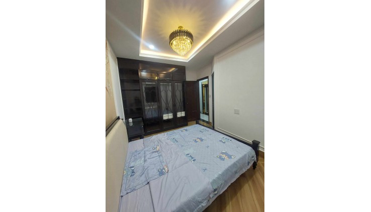 Nhà Hẻm Ôtô Ngủ Trong Nhà Phan Huy Ích Phường 12 Gò Vấp.
